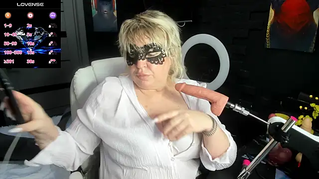 LaylaLayla7 online show from February 22, 2026, 9:30 am