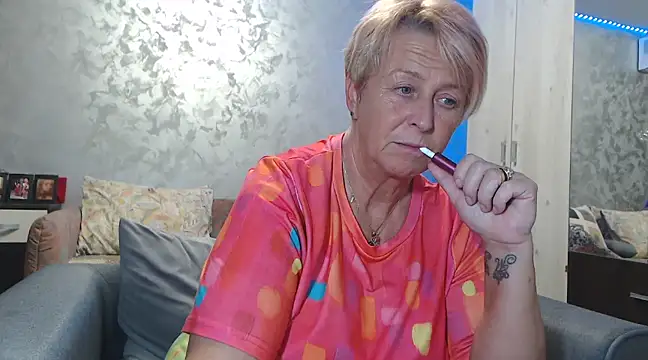 RosesandLillies online show from January 16, 2025, 7:10 pm