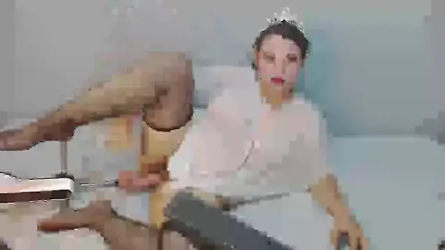 kattyloveless online show from October 8, 2025, 5:49 am