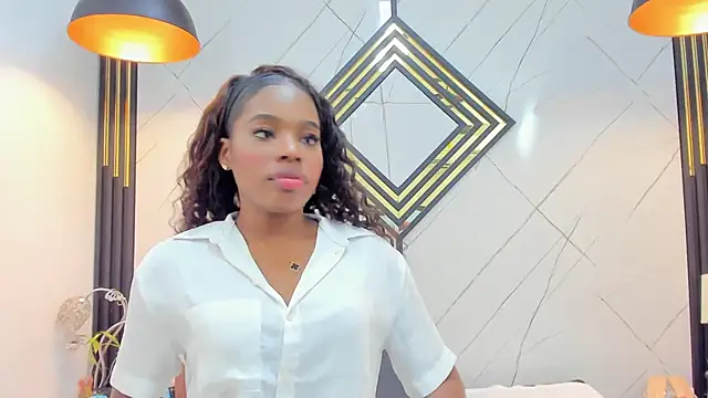 Snapshot of EmilyDiaaz chatting on March 6, 2025, 4:28 pm EmilyDiaaz online show from March 6, 2025, 4:28 pm