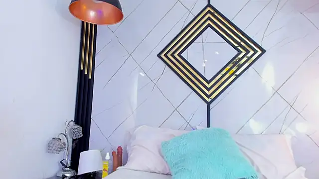 Snapshot of EmilyDiaaz chatting on September 13, 2025, 12:16 pm EmilyDiaaz online show from September 13, 2025, 12:16 pm