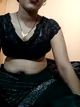 Snapshot of Sunita33 chatting on February 23, 2025, 11:00 am Sunita33 online show from February 23, 2025, 11:00 am