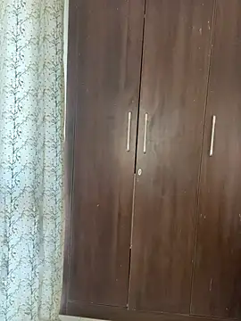 Sexy Madhuri Bhabhi online show from March 15, 2026, 6:41 am