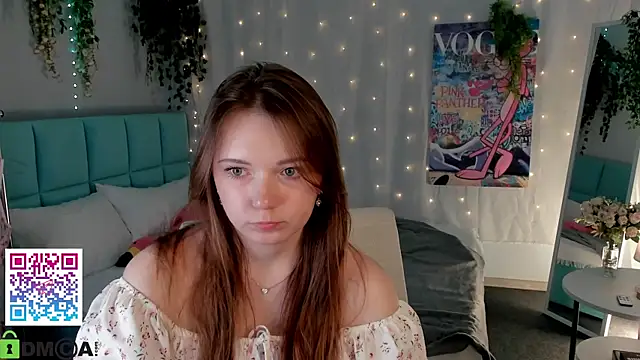 boozekirs  online show from July 7, 2026, 7:23 am