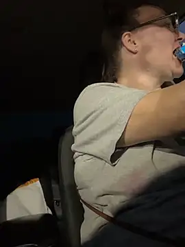 HTXBELLE online show from February 14, 2026, 12:29 am