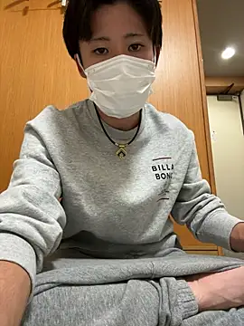 chiba chan online show from October 28, 2025, 12:19 pm