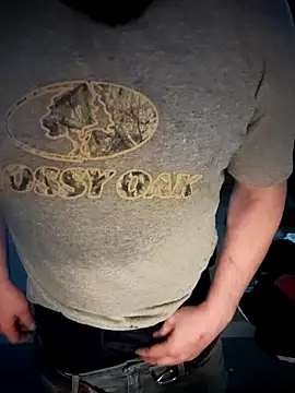 Snapshot of Cummaker69 chatting on December 23, 2025, 4:43 am Cummaker69 online show from December 23, 2025, 4:43 am