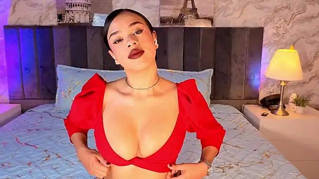 LiaHilton2 online show from October 10, 2025, 1:43 pm