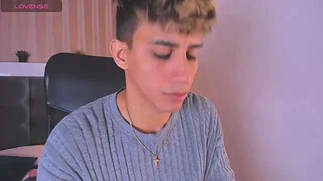 Allex Cano online show from February 25, 2025, 12:24 pm