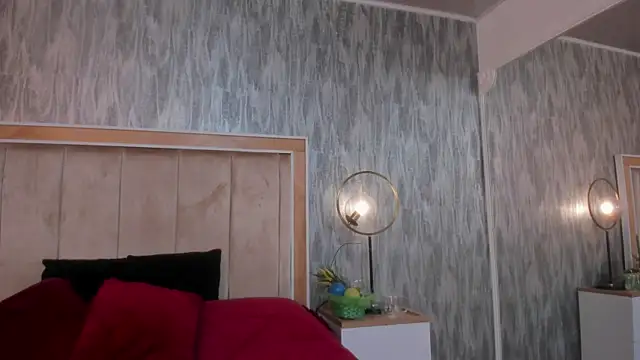 NahomyCarther online show from September 27, 2025, 3:55 am