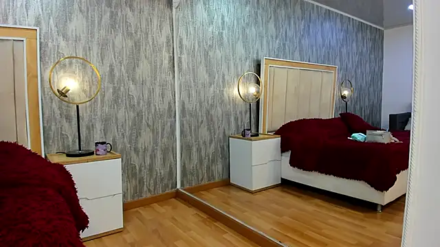 NahomyCarther online show from November 28, 2025, 3:20 am