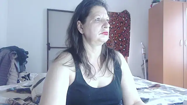 ExtasyMature online show from April 29, 2026, 5:22 am
