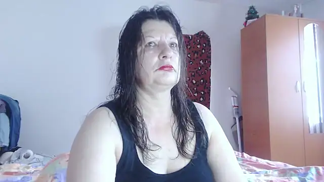 Snapshot of ExtasyMature chatting on May 24, 2026, 5:45 am ExtasyMature online show from May 24, 2026, 5:45 am