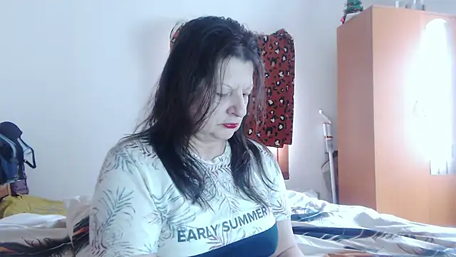 Snapshot of ExtasyMature chatting on May 31, 2026, 7:59 am ExtasyMature online show from May 31, 2026, 7:59 am