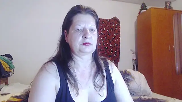 Snapshot of ExtasyMature chatting on June 10, 2026, 5:23 pm ExtasyMature online show from June 10, 2026, 5:23 pm