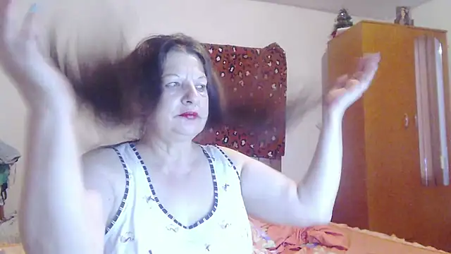 Snapshot of ExtasyMature chatting on July 25, 2026, 5:32 pm ExtasyMature online show from July 25, 2026, 5:32 pm