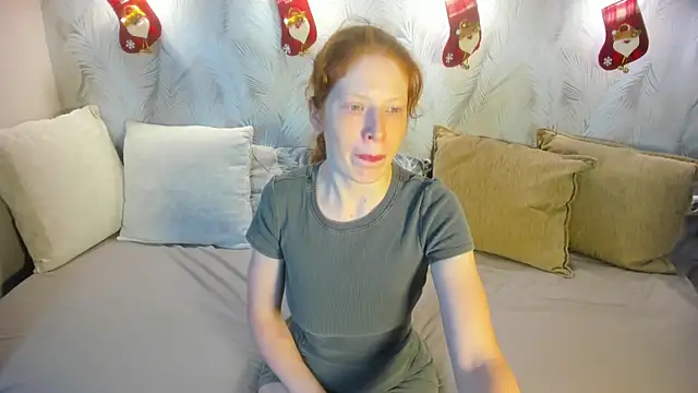 Sandra Wi1son online show from December 5, 2025, 1:36 am