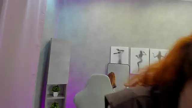 Sandra Wi1son online show from June 3, 2026, 1:41 am