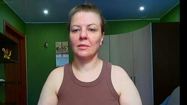 Snapshot of VeronikawGold chatting on June 8, 2026, 7:42 am VeronikawGold online show from June 8, 2026, 7:42 am