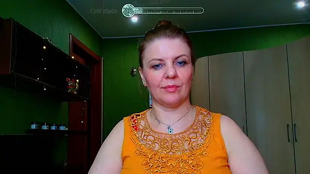 Snapshot of VeronikawGold chatting on June 16, 2026, 8:28 am VeronikawGold online show from June 16, 2026, 8:28 am