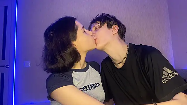 baby lesi online show from March 16, 2025, 3:17 pm