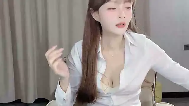 Annnnqi-77 online show from February 28, 2025, 11:36 am