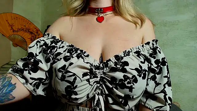 Snapshot of faiirylight chatting on June 23, 2026, 6:06 pm faiirylight online show from June 23, 2026, 6:06 pm