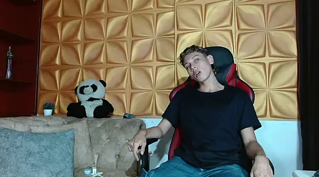 Snapshot of Noahoconor chatting on February 20, 2025, 7:08 pm Noahoconor online show from February 20, 2025, 7:08 pm