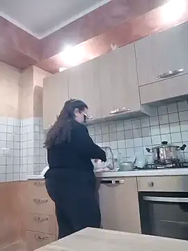 Snapshot of Dolcecurvy chatting on March 13, 2025, 2:01 pm Dolcecurvy online show from March 13, 2025, 2:01 pm