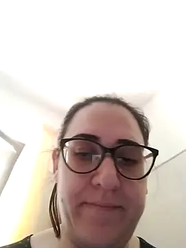 Snapshot of Dolcecurvy chatting on November 21, 2025, 9:30 am Dolcecurvy online show from November 21, 2025, 9:30 am