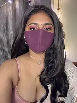 Dishasarmaa05 online show from October 24, 2025, 1:29 pm