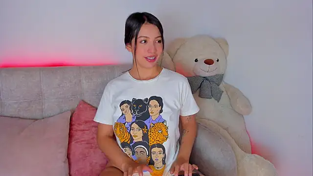 MIaloveone  online show from March 8, 2025, 12:09 pm