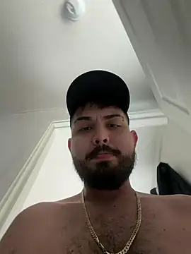 Snapshot of Wild-Luca chatting on April 3, 2026, 7:45 pm Wild-Luca online show from April 3, 2026, 7:45 pm