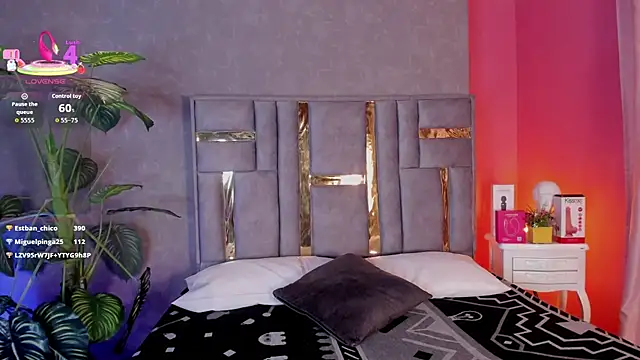 Tyla Ks online show from May 19, 2026, 1:56 am