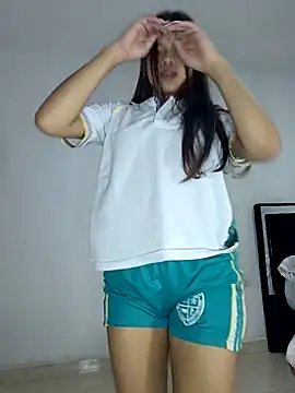 sophia ramirez12 online show from April 30, 2026, 8:57 pm