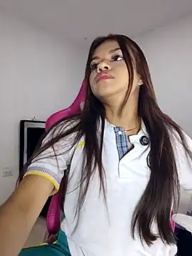 Snapshot of sophia_ramirez12 chatting on May 20, 2026, 9:32 pm sophia ramirez12 online show from May 20, 2026, 9:32 pm