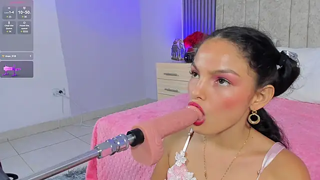 Snapshot of cutie_sarax1 chatting on March 5, 2025, 4:35 pm cutie sarax1 online show from March 5, 2025, 4:35 pm