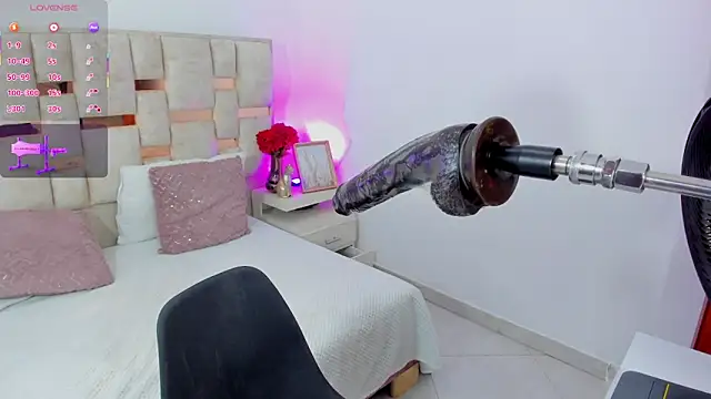 Snapshot of cutie_sarax1 chatting on September 28, 2025, 12:21 pm cutie sarax1 online show from September 28, 2025, 12:21 pm