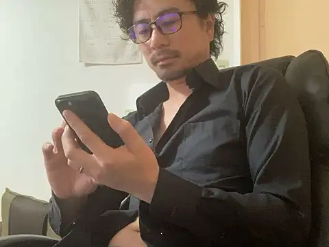 masato1115aa online show from December 3, 2025, 1:57 am