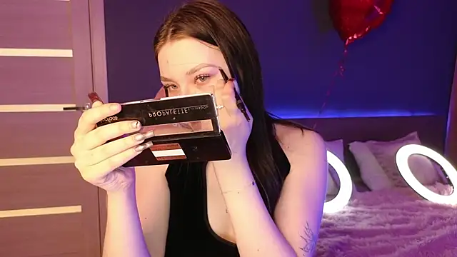 milliedoll online show from March 6, 2025, 7:57 am