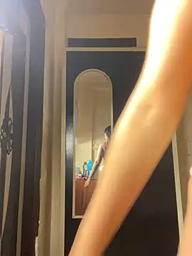 Snapshot of isha_sassy chatting on March 1, 2025, 6:11 pm isha sassy online show from March 1, 2025, 6:11 pm