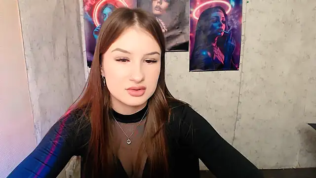 Snapshot of _MiaAngell chatting on November 11, 2025, 2:06 pm MiaAngell online show from November 11, 2025, 2:06 pm