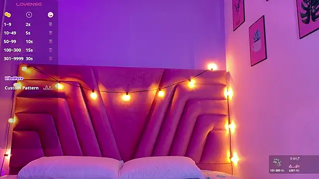 innocenthazel online show from September 20, 2025, 2:56 am