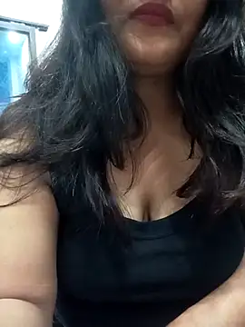 Snapshot of Miss-Jenny chatting on December 3, 2025, 4:38 pm Miss-Jenny online show from December 3, 2025, 4:38 pm