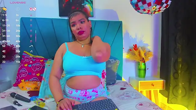 Mariana star1 online show from June 11, 2026, 4:10 am