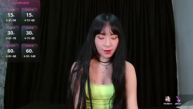 miyakimi0101 online show from March 18, 2025, 1:10 am