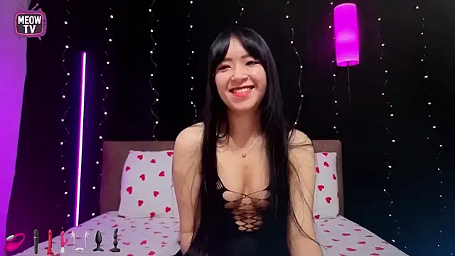 miyakimi0101 online show from May 6, 2026, 12:41 am