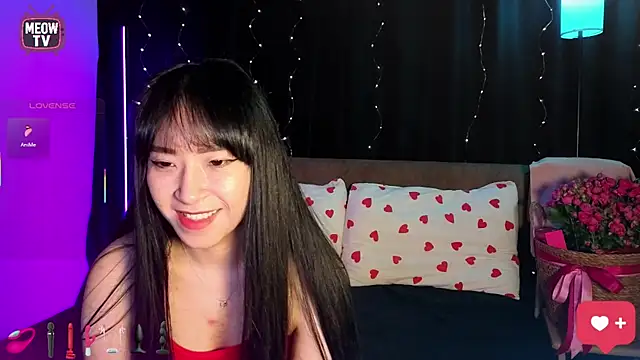 miyakimi0101 online show from July 23, 2026, 1:52 am
