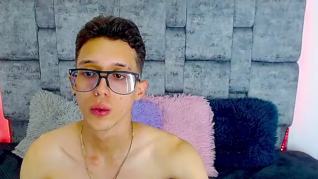 skinny bigcock02 online show from February 25, 2025, 10:39 pm