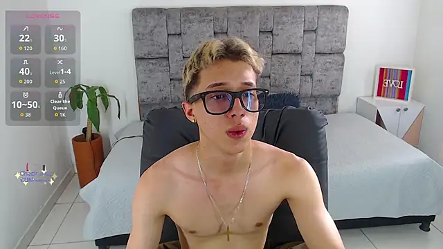 skinny bigcock02 online show from December 20, 2025, 6:37 pm